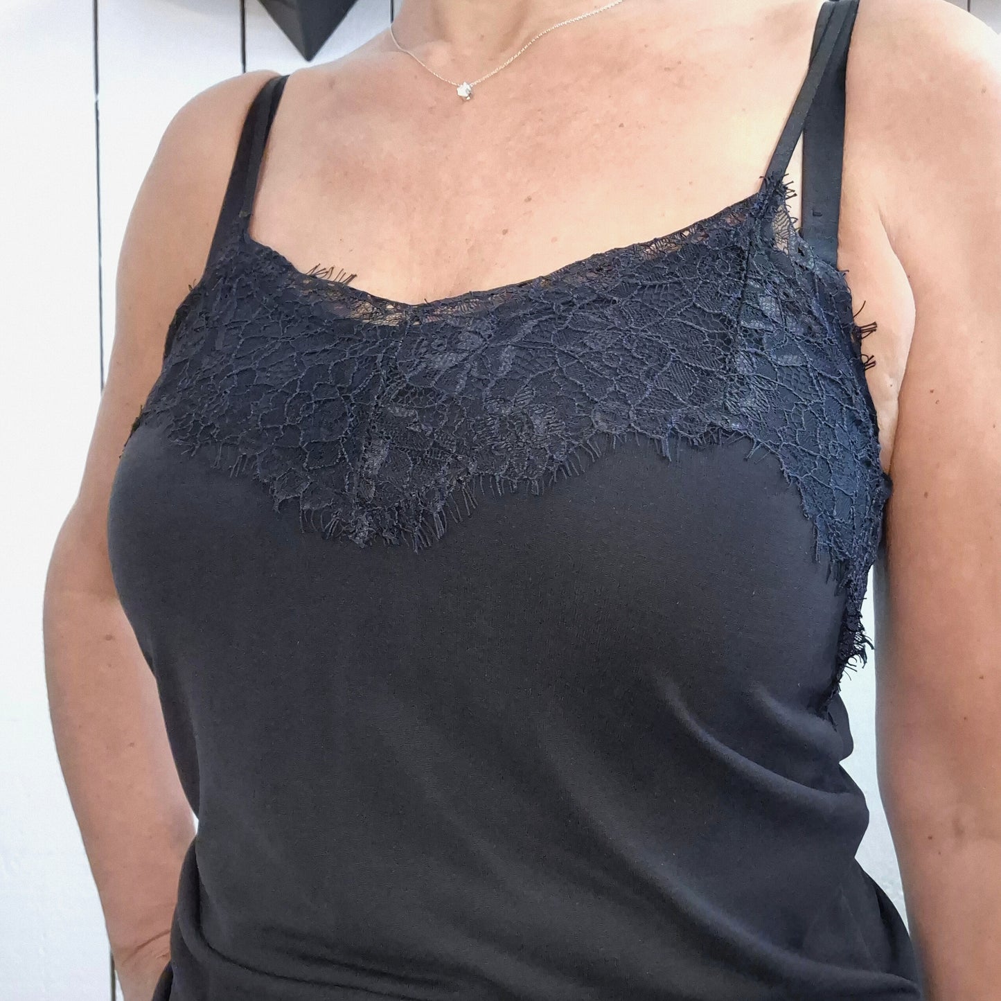 Débardeur fines bretelles